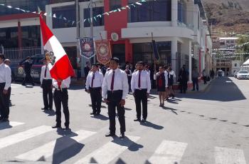 Desfile por el 38 Anversario del IESTP 